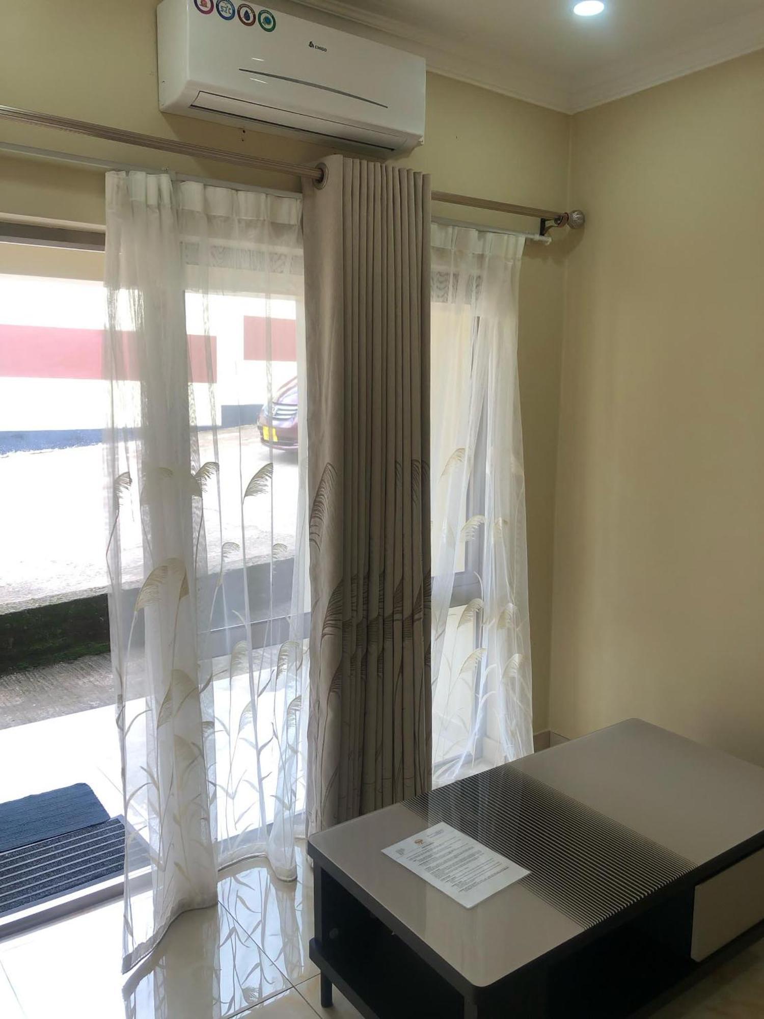 Travelodge Blantyre Extérieur photo